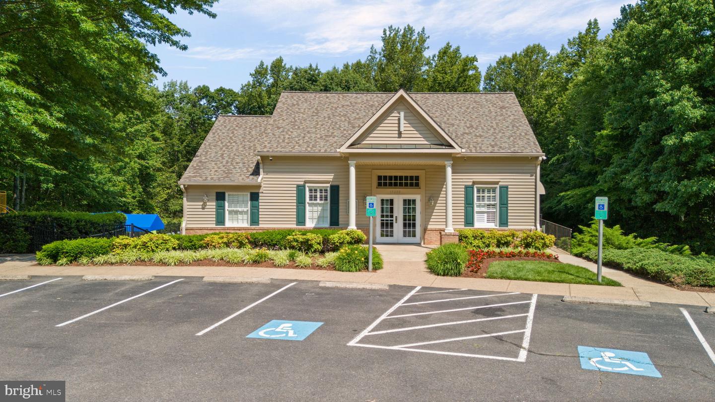7814 ABBEY OAKS CT, MANASSAS, Virginia 20112, 5 Bedrooms Bedrooms, ,5 BathroomsBathrooms,Residential,For sale,7814 ABBEY OAKS CT,VAPW2101744 MLS # VAPW2101744