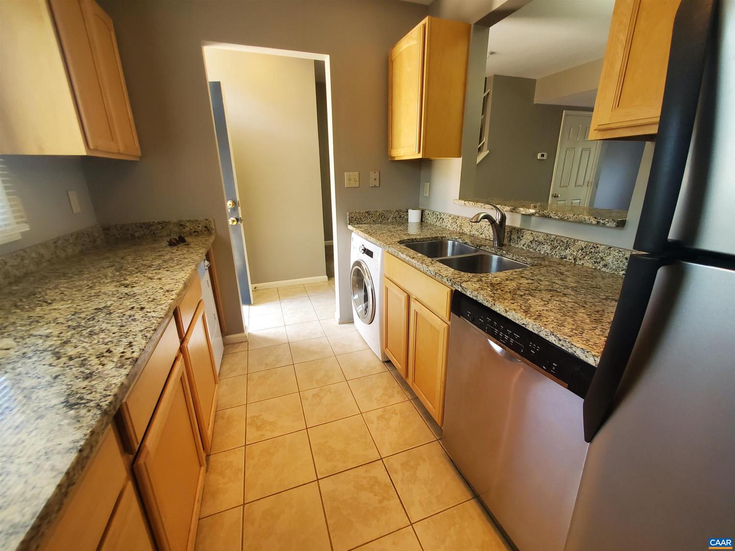 1636 GARDEN CT, CHARLOTTESVILLE, Virginia 22901, 2 Bedrooms Bedrooms, ,2 BathroomsBathrooms,Residential,For sale,1636 GARDEN CT,667977 MLS # 667977