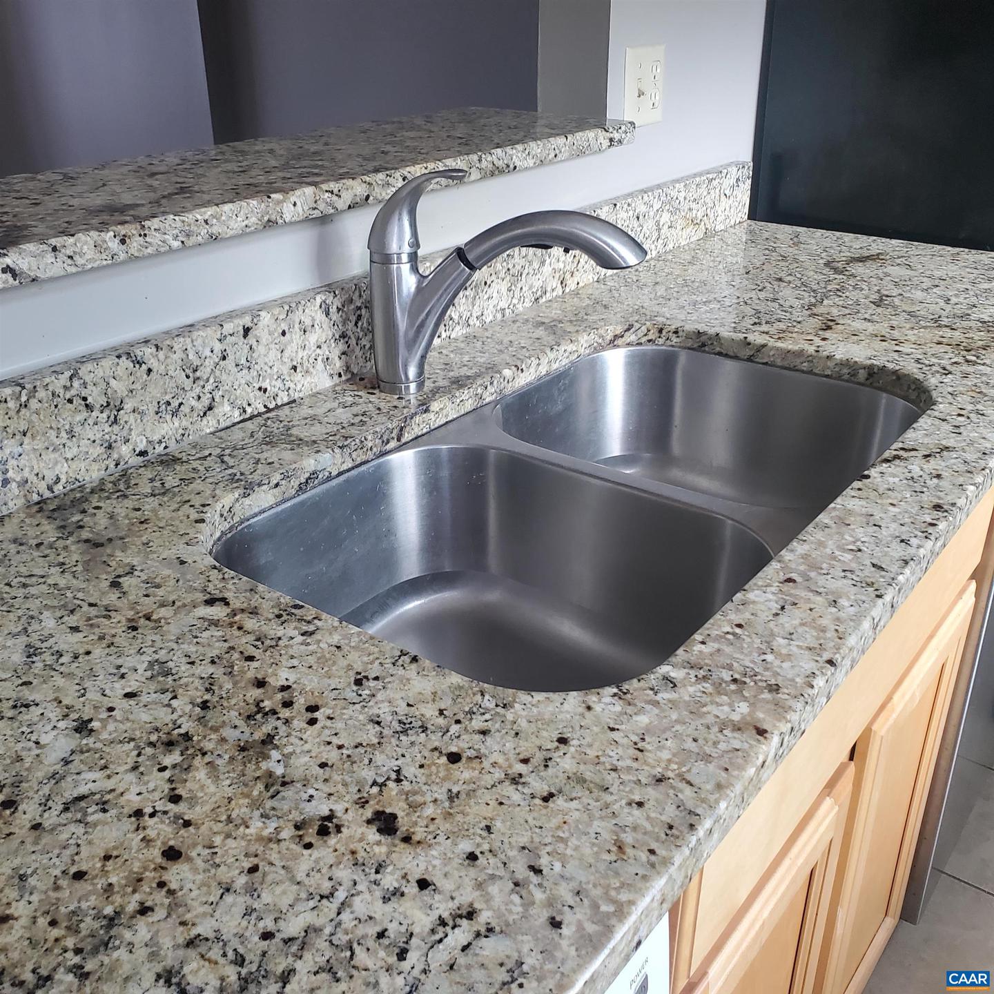 1636 GARDEN CT, CHARLOTTESVILLE, Virginia 22901, 2 Bedrooms Bedrooms, ,2 BathroomsBathrooms,Residential,For sale,1636 GARDEN CT,667977 MLS # 667977