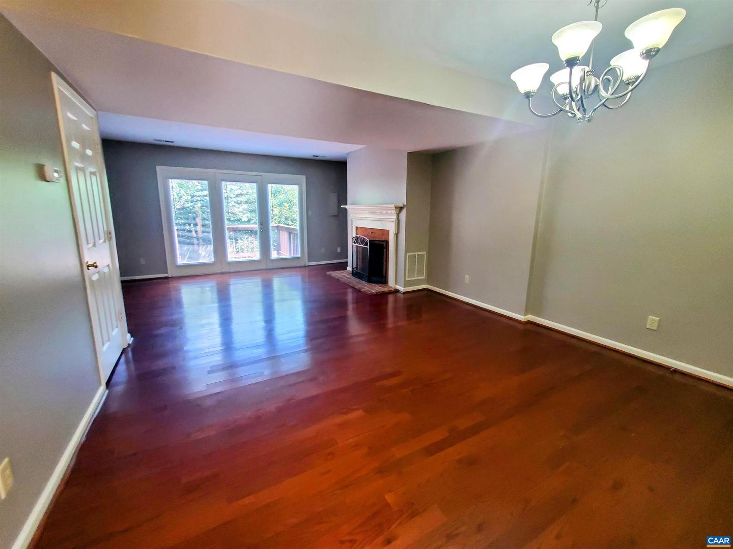 1636 GARDEN CT, CHARLOTTESVILLE, Virginia 22901, 2 Bedrooms Bedrooms, ,2 BathroomsBathrooms,Residential,For sale,1636 GARDEN CT,667977 MLS # 667977