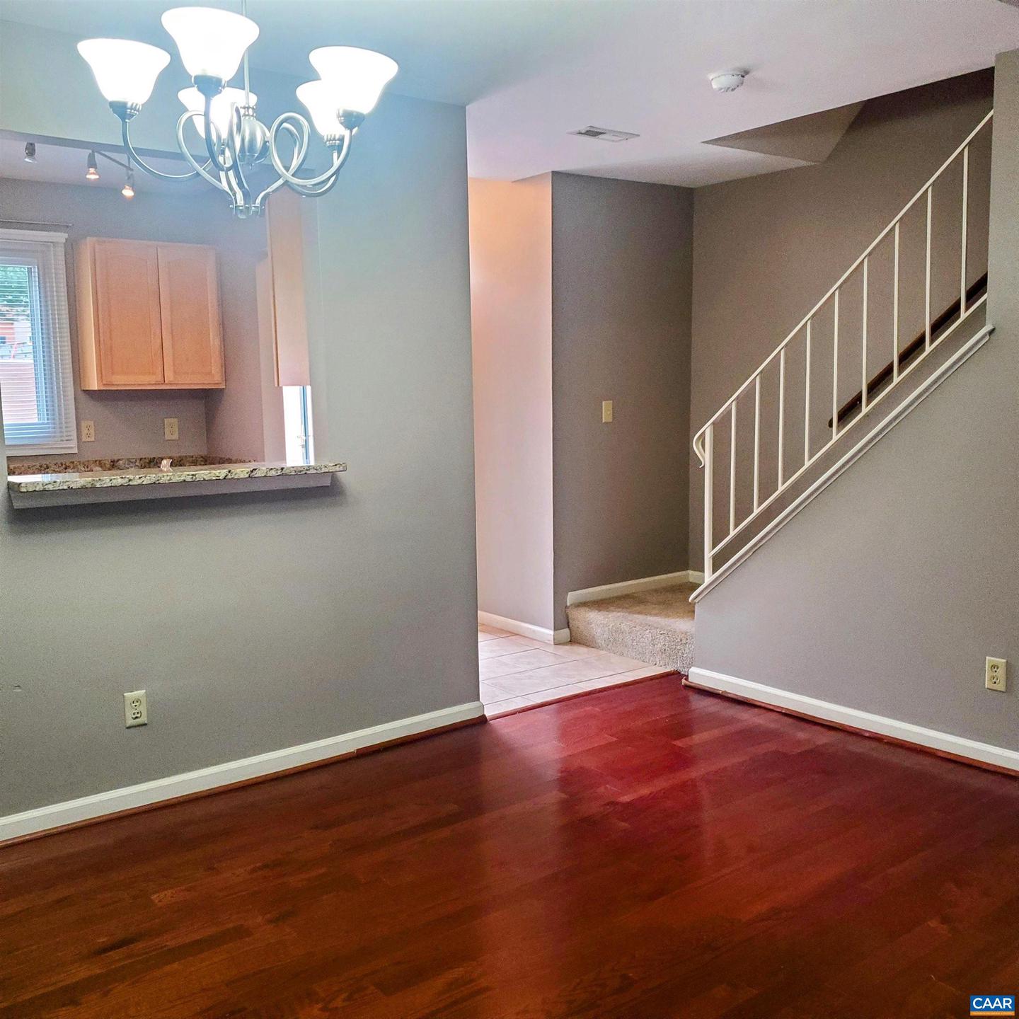 1636 GARDEN CT, CHARLOTTESVILLE, Virginia 22901, 2 Bedrooms Bedrooms, ,2 BathroomsBathrooms,Residential,For sale,1636 GARDEN CT,667977 MLS # 667977