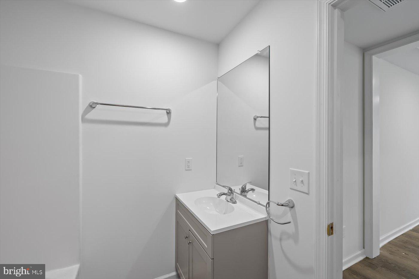 17287 OAKSHADE RD, ORANGE, Virginia 22960, 2 Bedrooms Bedrooms, ,2 BathroomsBathrooms,Residential,For sale,17287 OAKSHADE RD,VAOR2010516 MLS # VAOR2010516