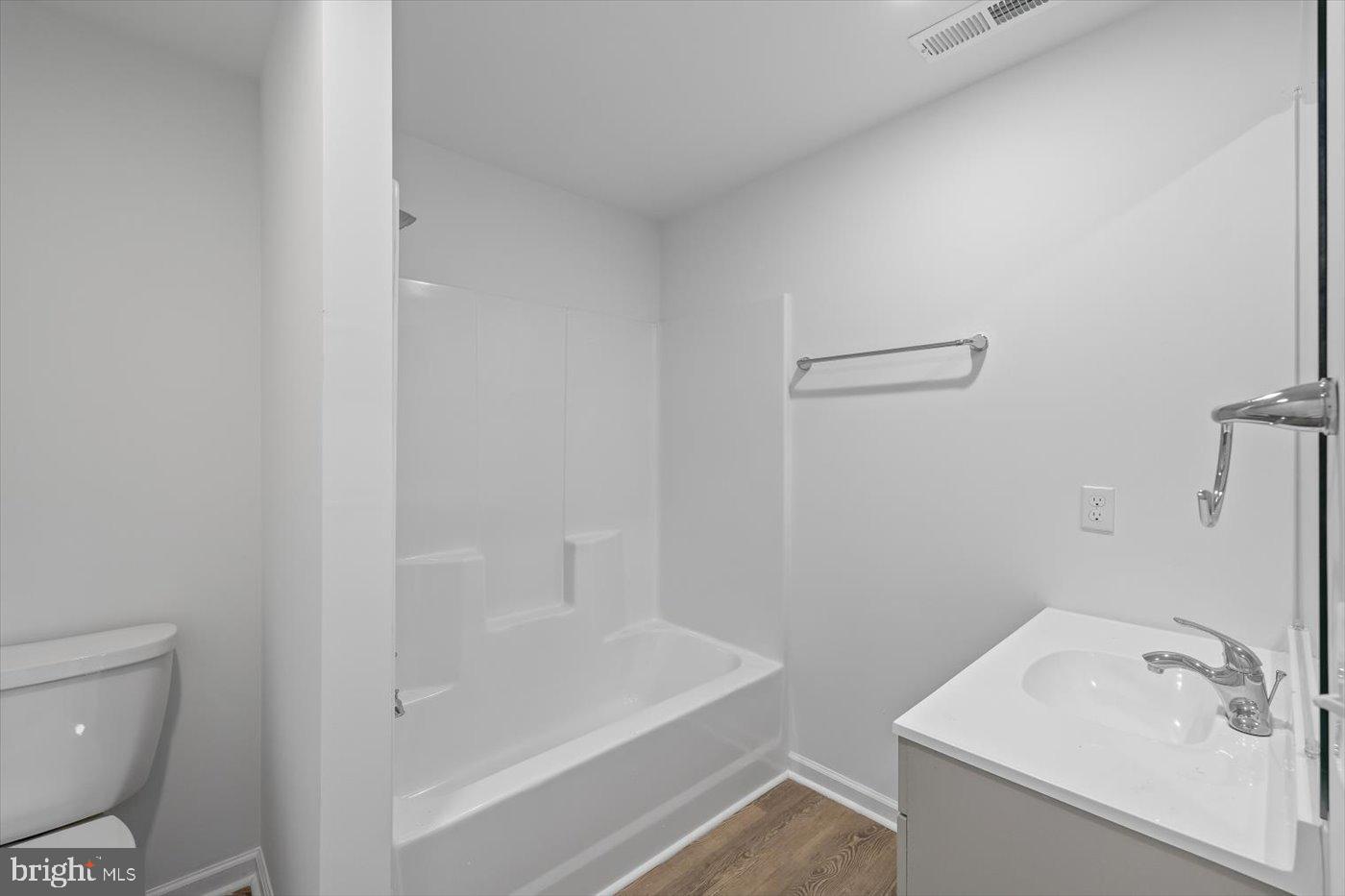 17287 OAKSHADE RD, ORANGE, Virginia 22960, 2 Bedrooms Bedrooms, ,2 BathroomsBathrooms,Residential,For sale,17287 OAKSHADE RD,VAOR2010516 MLS # VAOR2010516