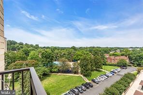 3100 S MANCHESTER ST #827, FALLS CHURCH, Virginia 22044, 2 Bedrooms Bedrooms, ,1 BathroomBathrooms,Residential,For sale,3100 S MANCHESTER ST #827,VAFX2261880 MLS # VAFX2261880