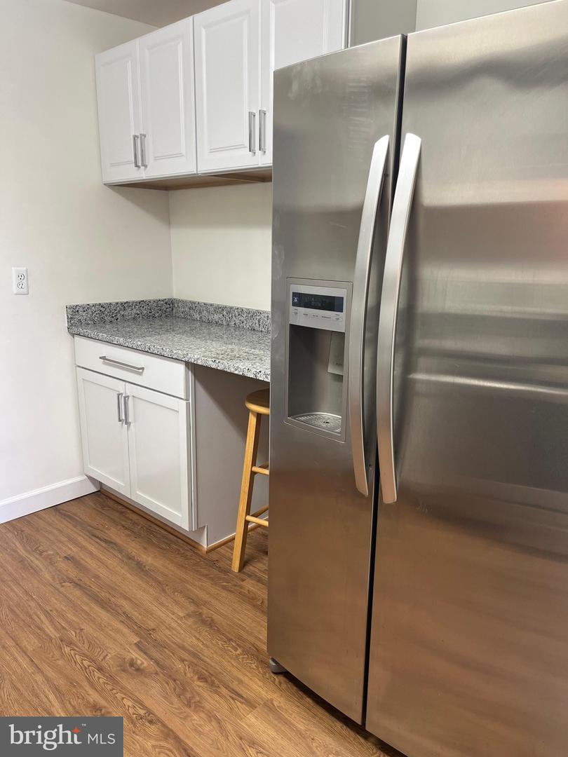 3100 S MANCHESTER ST #827, FALLS CHURCH, Virginia 22044, 2 Bedrooms Bedrooms, ,1 BathroomBathrooms,Residential,For sale,3100 S MANCHESTER ST #827,VAFX2261880 MLS # VAFX2261880