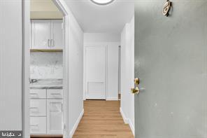 3100 S MANCHESTER ST #827, FALLS CHURCH, Virginia 22044, 2 Bedrooms Bedrooms, ,1 BathroomBathrooms,Residential,For sale,3100 S MANCHESTER ST #827,VAFX2261880 MLS # VAFX2261880