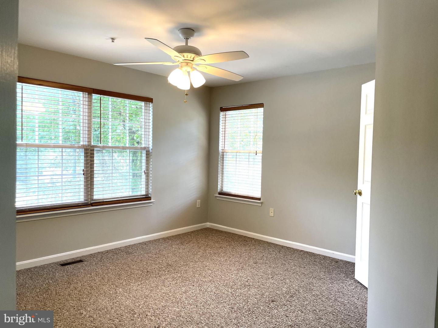 11824 BRETON CT #24A, RESTON, Virginia 20191, 3 Bedrooms Bedrooms, ,2 BathroomsBathrooms,Residential,For sale,11824 BRETON CT #24A,VAFX2261910 MLS # VAFX2261910