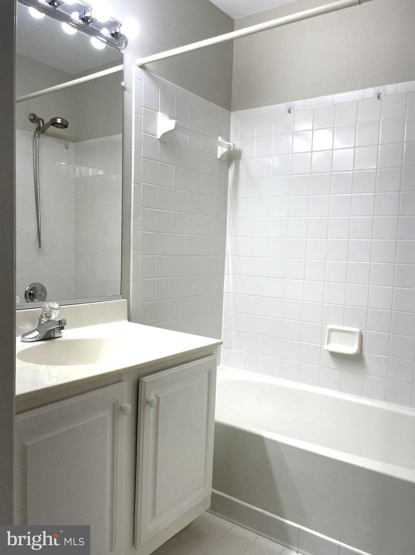 11824 BRETON CT #24A, RESTON, Virginia 20191, 3 Bedrooms Bedrooms, ,2 BathroomsBathrooms,Residential,For sale,11824 BRETON CT #24A,VAFX2261910 MLS # VAFX2261910