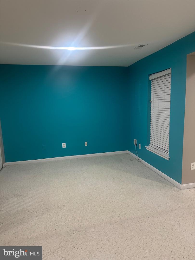 9077 TWO BAYS RD, LORTON, Virginia 22079, 3 Bedrooms Bedrooms, ,3 BathroomsBathrooms,Residential,For sale,9077 TWO BAYS RD,VAFX2261912 MLS # VAFX2261912
