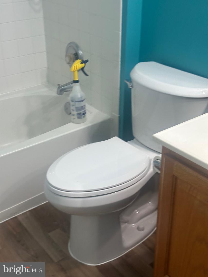 9077 TWO BAYS RD, LORTON, Virginia 22079, 3 Bedrooms Bedrooms, ,3 BathroomsBathrooms,Residential,For sale,9077 TWO BAYS RD,VAFX2261912 MLS # VAFX2261912
