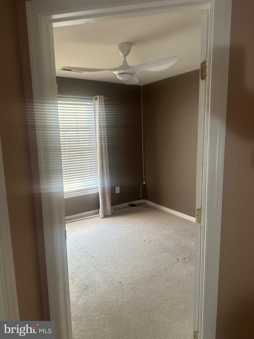 9077 TWO BAYS RD, LORTON, Virginia 22079, 3 Bedrooms Bedrooms, ,3 BathroomsBathrooms,Residential,For sale,9077 TWO BAYS RD,VAFX2261912 MLS # VAFX2261912