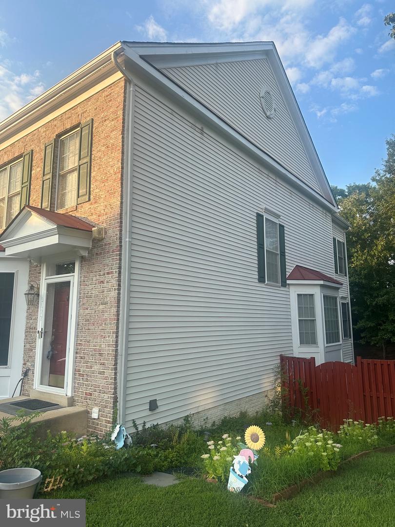 9077 TWO BAYS RD, LORTON, Virginia 22079, 3 Bedrooms Bedrooms, ,3 BathroomsBathrooms,Residential,For sale,9077 TWO BAYS RD,VAFX2261912 MLS # VAFX2261912