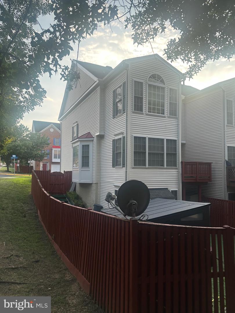 9077 TWO BAYS RD, LORTON, Virginia 22079, 3 Bedrooms Bedrooms, ,3 BathroomsBathrooms,Residential,For sale,9077 TWO BAYS RD,VAFX2261912 MLS # VAFX2261912