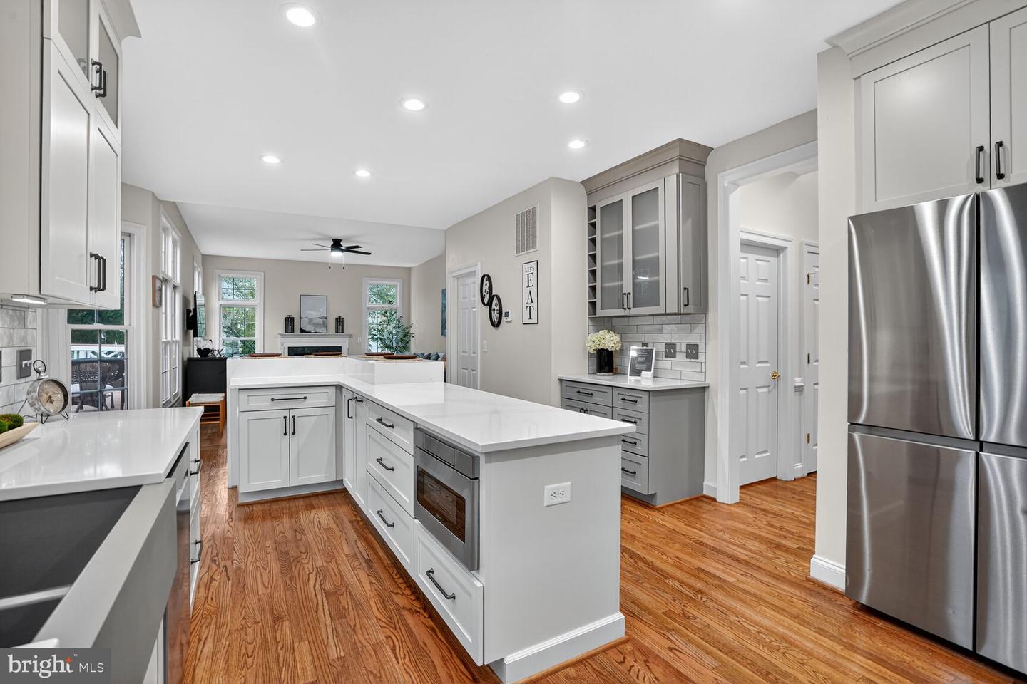5438 SHERMAN OAKS CT, HAYMARKET, Virginia 20169, 4 Bedrooms Bedrooms, ,4 BathroomsBathrooms,Residential,For sale,5438 SHERMAN OAKS CT,VAPW2101712 MLS # VAPW2101712