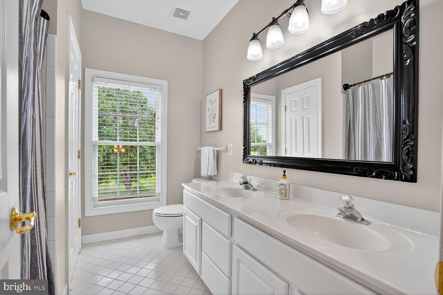 5438 SHERMAN OAKS CT, HAYMARKET, Virginia 20169, 4 Bedrooms Bedrooms, ,4 BathroomsBathrooms,Residential,For sale,5438 SHERMAN OAKS CT,VAPW2101712 MLS # VAPW2101712