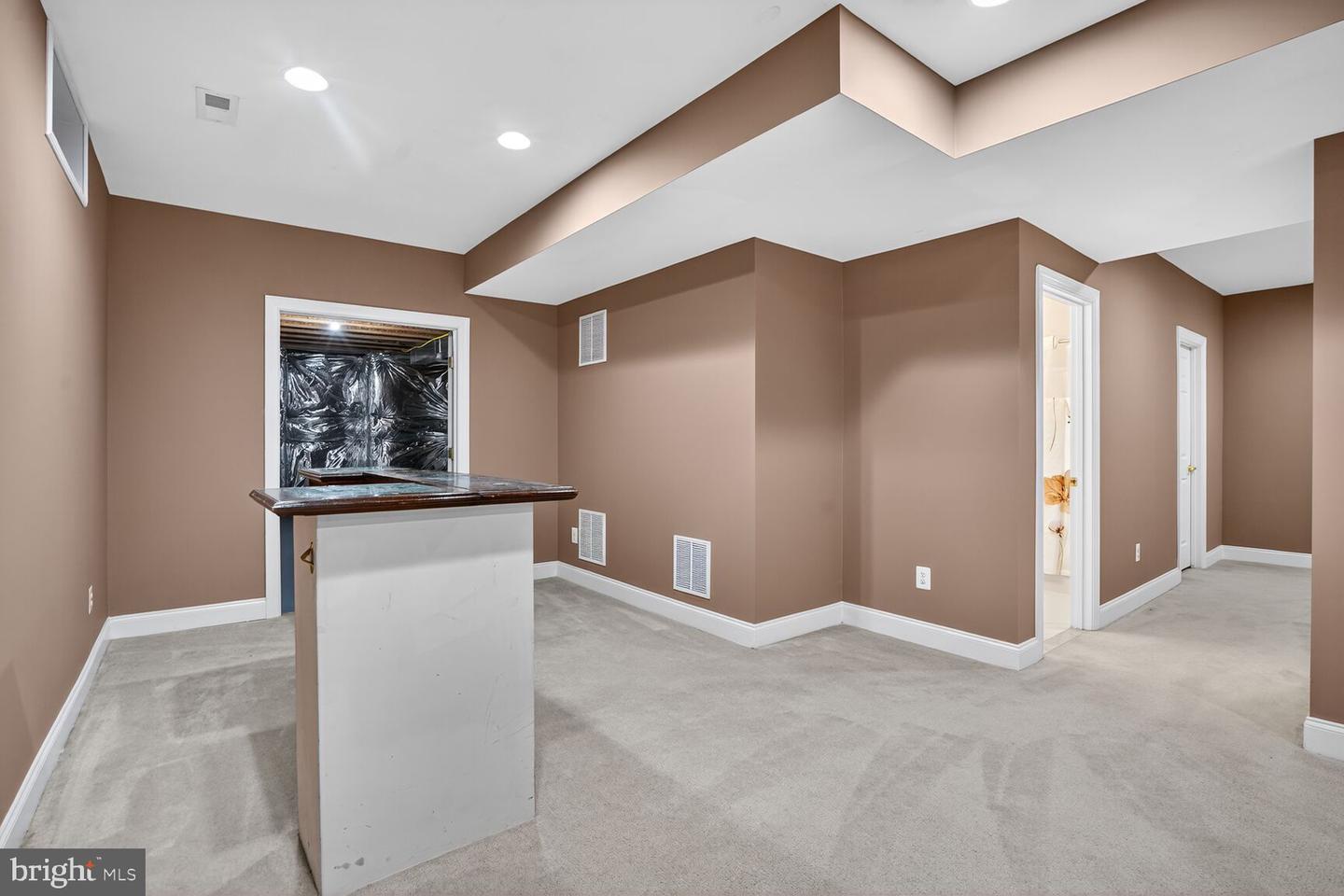 5438 SHERMAN OAKS CT, HAYMARKET, Virginia 20169, 4 Bedrooms Bedrooms, ,4 BathroomsBathrooms,Residential,For sale,5438 SHERMAN OAKS CT,VAPW2101712 MLS # VAPW2101712