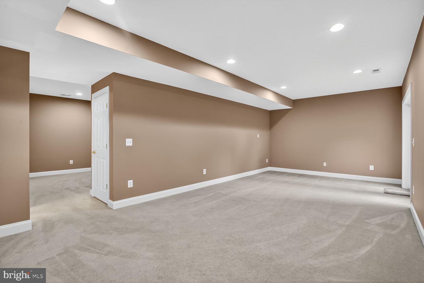 5438 SHERMAN OAKS CT, HAYMARKET, Virginia 20169, 4 Bedrooms Bedrooms, ,4 BathroomsBathrooms,Residential,For sale,5438 SHERMAN OAKS CT,VAPW2101712 MLS # VAPW2101712