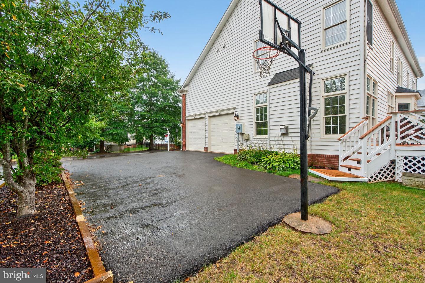5438 SHERMAN OAKS CT, HAYMARKET, Virginia 20169, 4 Bedrooms Bedrooms, ,4 BathroomsBathrooms,Residential,For sale,5438 SHERMAN OAKS CT,VAPW2101712 MLS # VAPW2101712