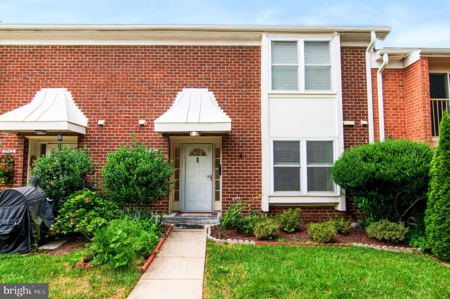 3704 PERSIMMON CIR, FAIRFAX, Virginia 22031, 3 Bedrooms Bedrooms, ,2 BathroomsBathrooms,Residential,For sale,3704 PERSIMMON CIR,VAFX2261924 MLS # VAFX2261924