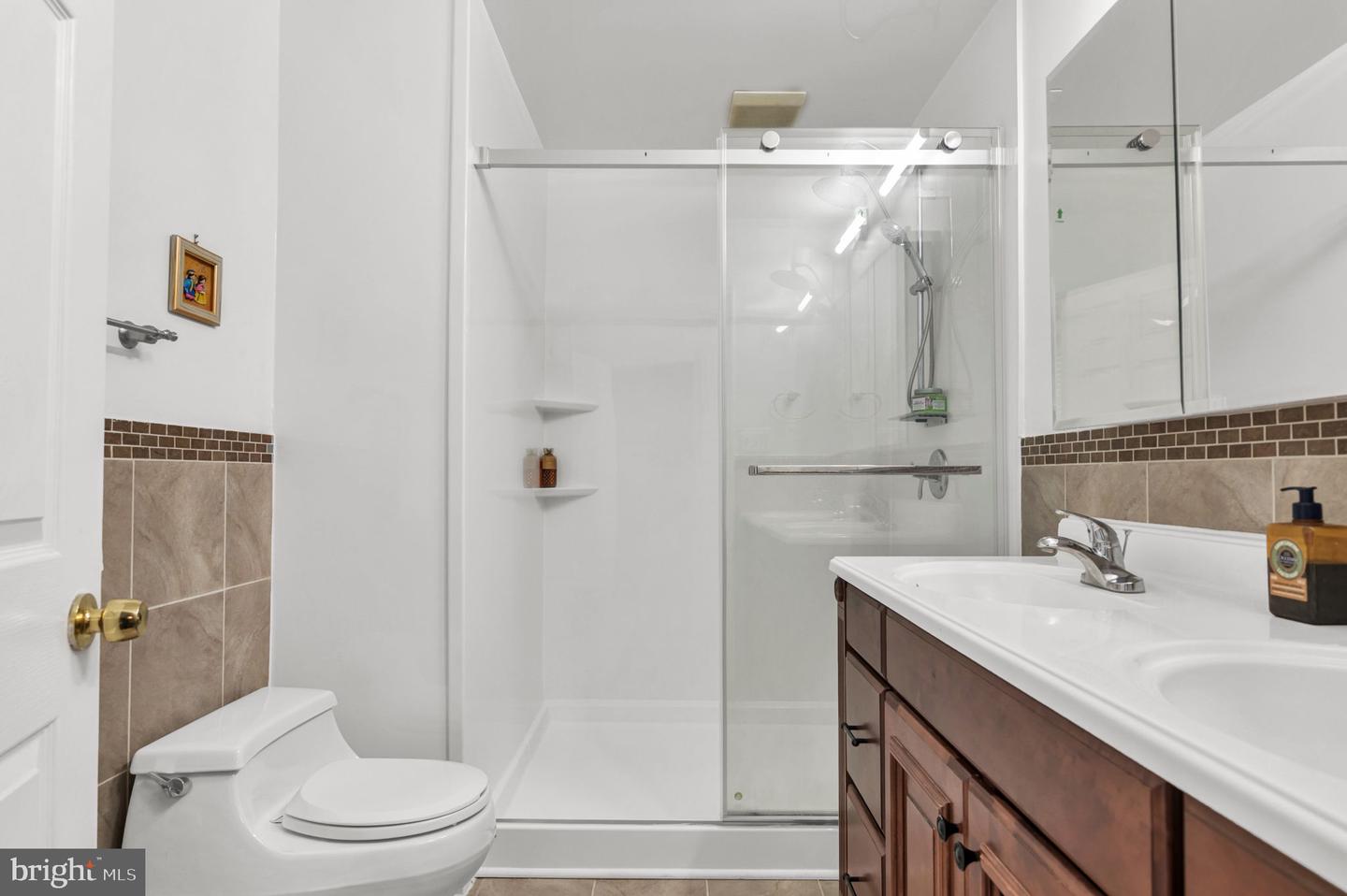 3704 PERSIMMON CIR, FAIRFAX, Virginia 22031, 3 Bedrooms Bedrooms, ,2 BathroomsBathrooms,Residential,For sale,3704 PERSIMMON CIR,VAFX2261924 MLS # VAFX2261924