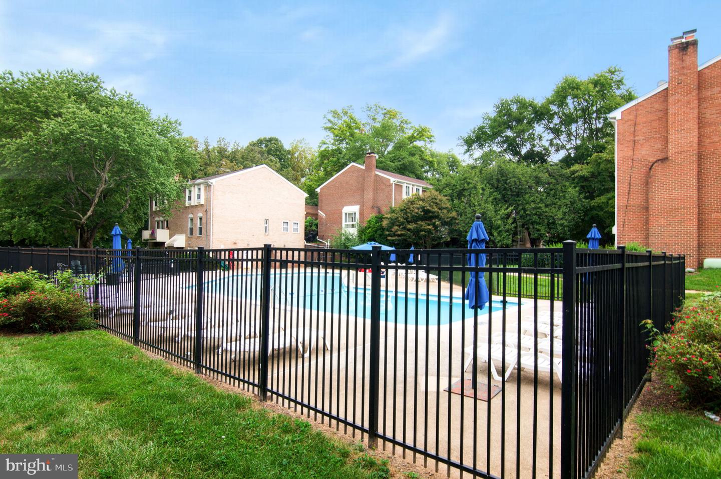 3704 PERSIMMON CIR, FAIRFAX, Virginia 22031, 3 Bedrooms Bedrooms, ,2 BathroomsBathrooms,Residential,For sale,3704 PERSIMMON CIR,VAFX2261924 MLS # VAFX2261924