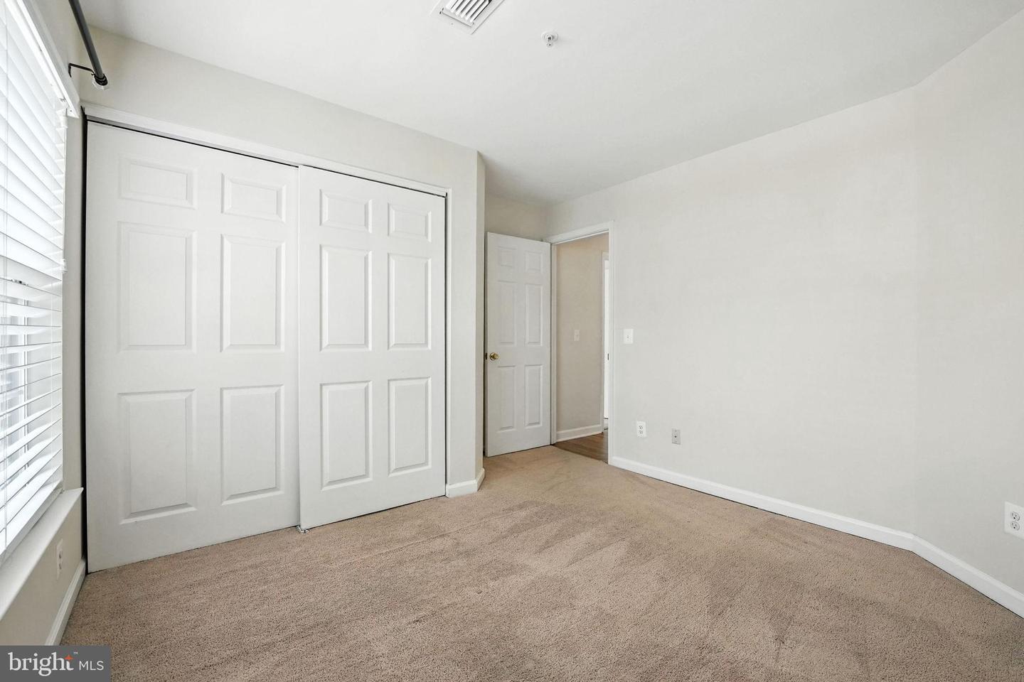 45061 BRAE TER #202, ASHBURN, Virginia 20147, 2 Bedrooms Bedrooms, 4 Rooms Rooms,2 BathroomsBathrooms,Residential,For sale,45061 BRAE TER #202,VALO2104778 MLS # VALO2104778