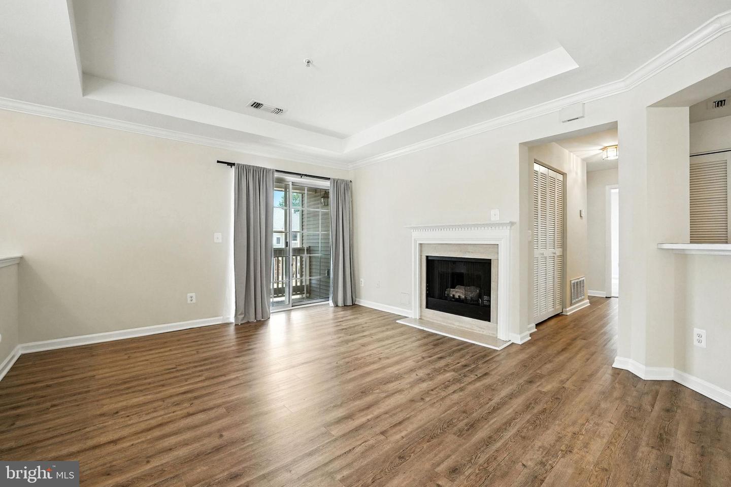 45061 BRAE TER #202, ASHBURN, Virginia 20147, 2 Bedrooms Bedrooms, 4 Rooms Rooms,2 BathroomsBathrooms,Residential,For sale,45061 BRAE TER #202,VALO2104778 MLS # VALO2104778