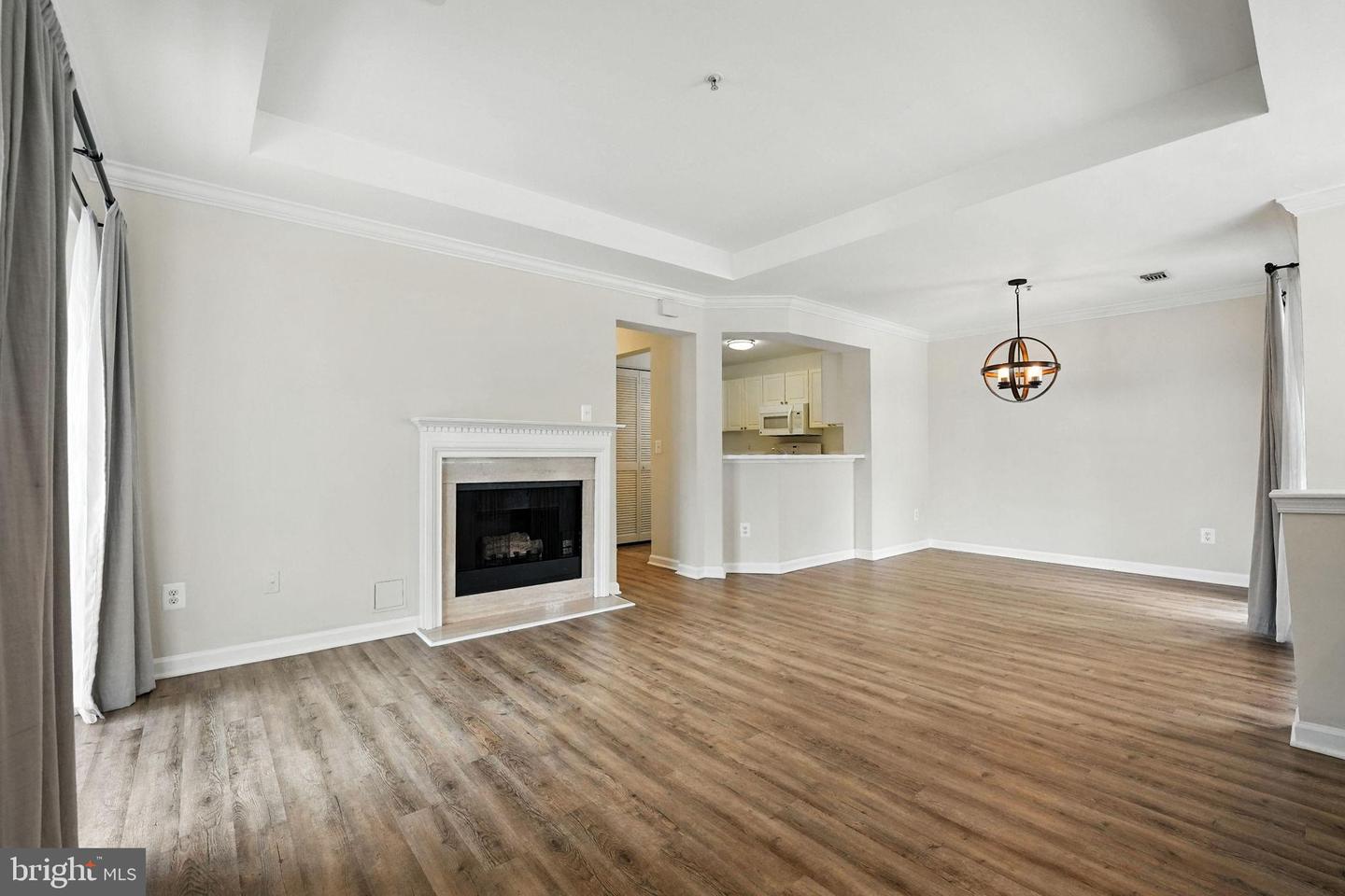 45061 BRAE TER #202, ASHBURN, Virginia 20147, 2 Bedrooms Bedrooms, 4 Rooms Rooms,2 BathroomsBathrooms,Residential,For sale,45061 BRAE TER #202,VALO2104778 MLS # VALO2104778