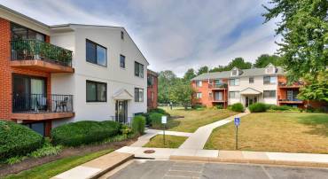 125-S CLUBHOUSE DR SW #8, LEESBURG, Virginia 20175, 1 Bedroom Bedrooms, ,1 BathroomBathrooms,Residential,For sale,125-S CLUBHOUSE DR SW #8,VALO2104780 MLS # VALO2104780
