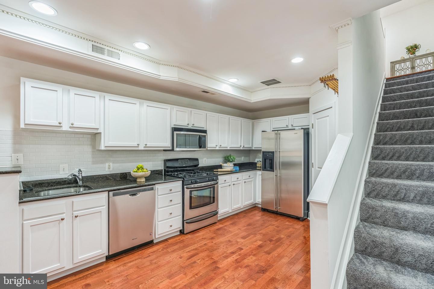 1526 8TH ST NW #2, WASHINGTON, District Of Columbia 20001, 3 Bedrooms Bedrooms, ,3 BathroomsBathrooms,Residential,For sale,1526 8TH ST NW #2,DCDC2215606 MLS # DCDC2215606