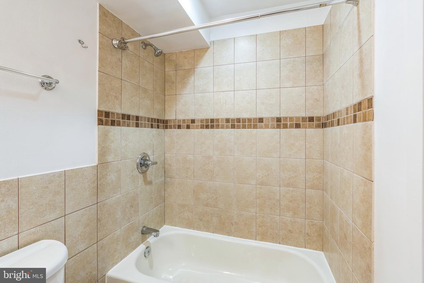 1526 8TH ST NW #2, WASHINGTON, District Of Columbia 20001, 3 Bedrooms Bedrooms, ,3 BathroomsBathrooms,Residential,For sale,1526 8TH ST NW #2,DCDC2215606 MLS # DCDC2215606