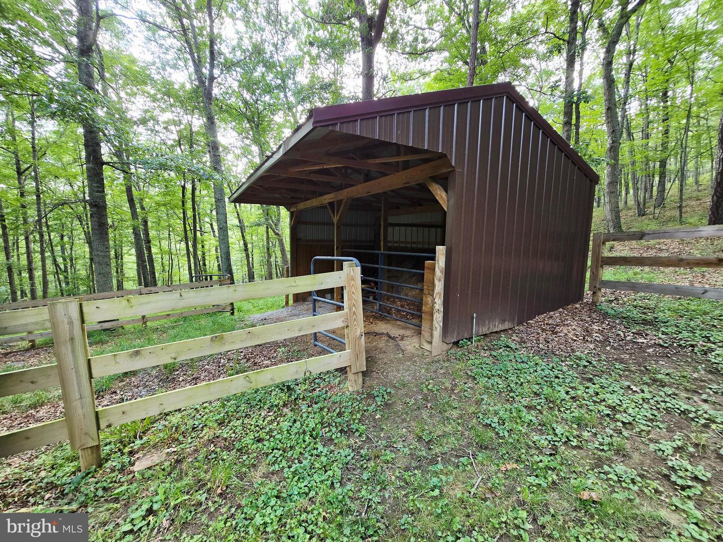 227 DOGWOOD LN, MONTEREY, Virginia 24465, 2 Bedrooms Bedrooms, 6 Rooms Rooms,2 BathroomsBathrooms,Residential,For sale,227 DOGWOOD LN,VAHL2000058 MLS # VAHL2000058