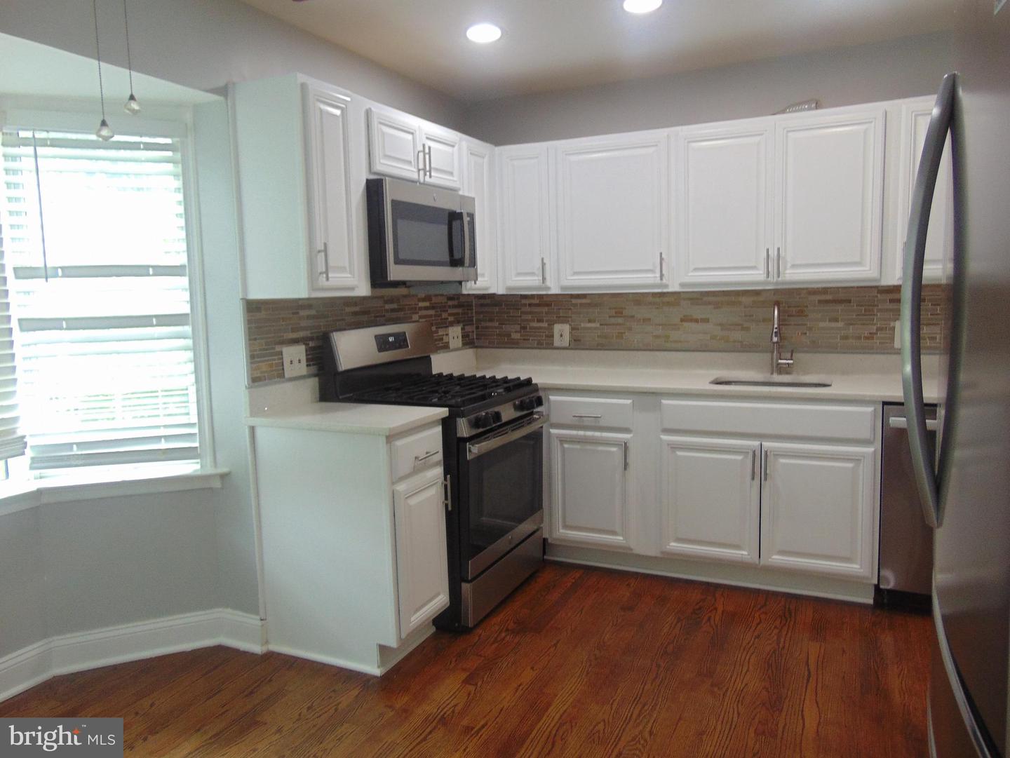 14668 FOX GLOVE CT, WOODBRIDGE, Virginia 22193, 3 Bedrooms Bedrooms, ,2 BathroomsBathrooms,Residential,For sale,14668 FOX GLOVE CT,VAPW2101724 MLS # VAPW2101724