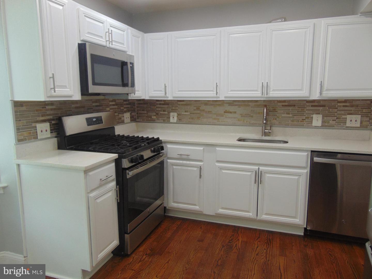 14668 FOX GLOVE CT, WOODBRIDGE, Virginia 22193, 3 Bedrooms Bedrooms, ,2 BathroomsBathrooms,Residential,For sale,14668 FOX GLOVE CT,VAPW2101724 MLS # VAPW2101724