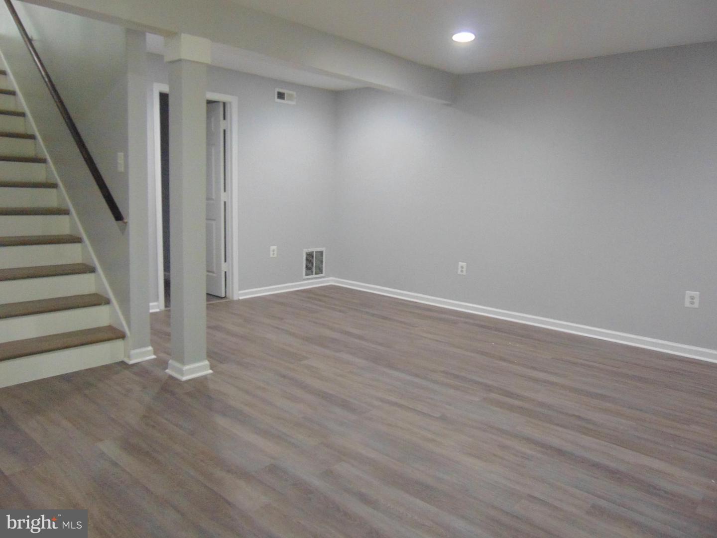 14668 FOX GLOVE CT, WOODBRIDGE, Virginia 22193, 3 Bedrooms Bedrooms, ,2 BathroomsBathrooms,Residential,For sale,14668 FOX GLOVE CT,VAPW2101724 MLS # VAPW2101724