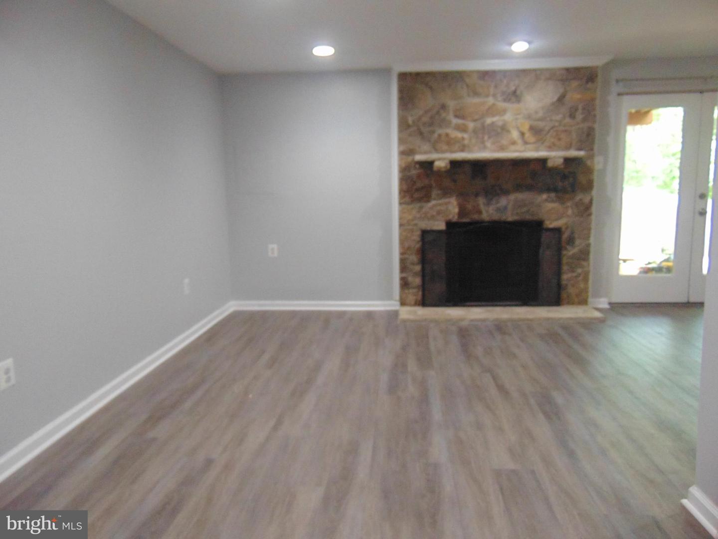 14668 FOX GLOVE CT, WOODBRIDGE, Virginia 22193, 3 Bedrooms Bedrooms, ,2 BathroomsBathrooms,Residential,For sale,14668 FOX GLOVE CT,VAPW2101724 MLS # VAPW2101724