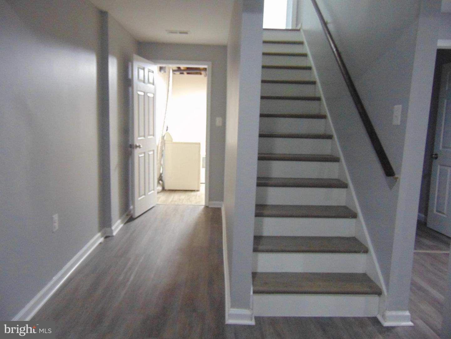 14668 FOX GLOVE CT, WOODBRIDGE, Virginia 22193, 3 Bedrooms Bedrooms, ,2 BathroomsBathrooms,Residential,For sale,14668 FOX GLOVE CT,VAPW2101724 MLS # VAPW2101724
