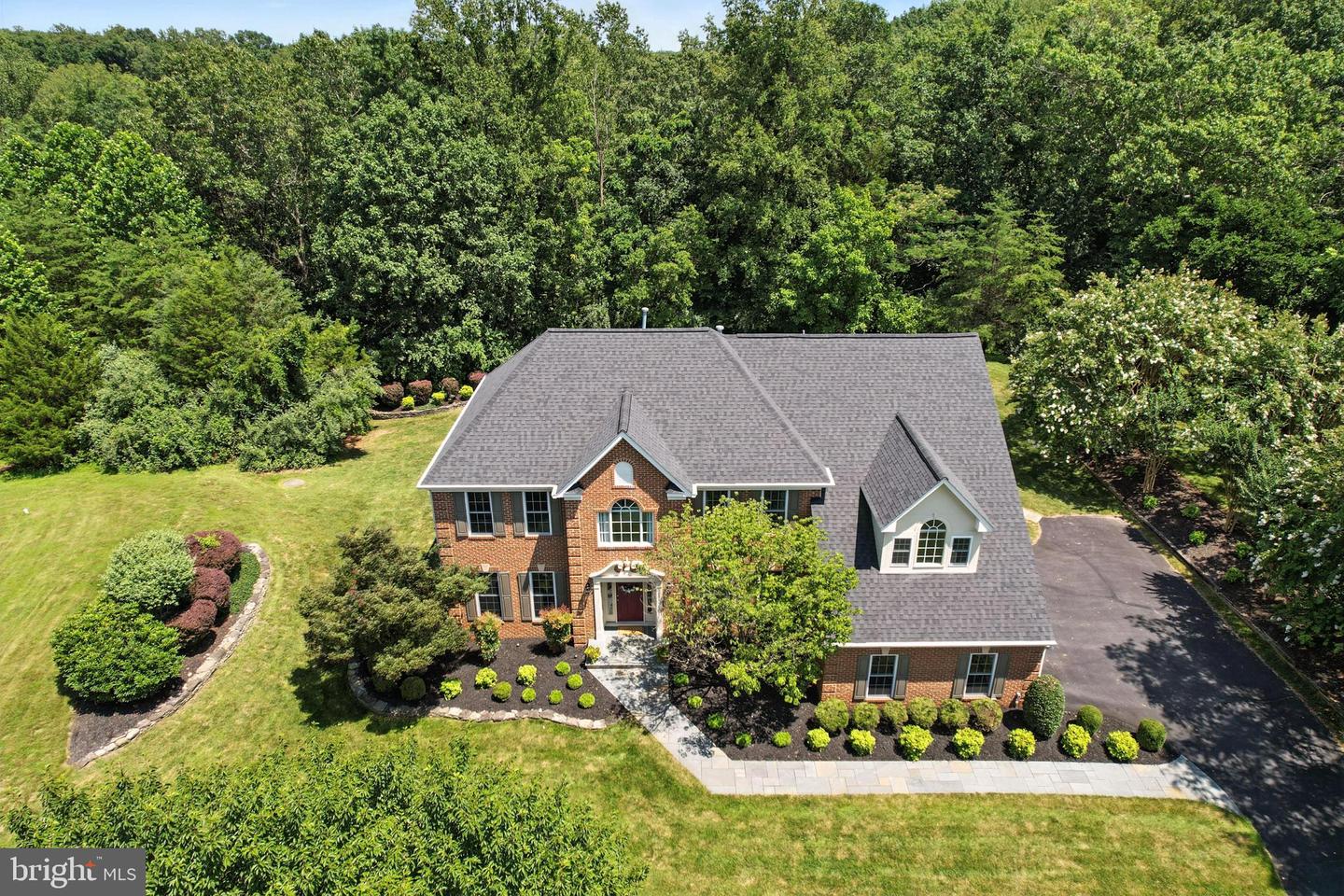 7401 CLIFTON QUARRY DR, CLIFTON, Virginia 20124, 4 Bedrooms Bedrooms, ,3 BathroomsBathrooms,Residential,For sale,7401 CLIFTON QUARRY DR,VAFX2261940 MLS # VAFX2261940