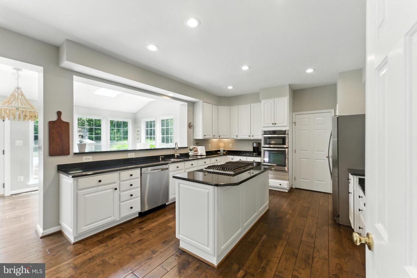 7401 CLIFTON QUARRY DR, CLIFTON, Virginia 20124, 4 Bedrooms Bedrooms, ,3 BathroomsBathrooms,Residential,For sale,7401 CLIFTON QUARRY DR,VAFX2261940 MLS # VAFX2261940