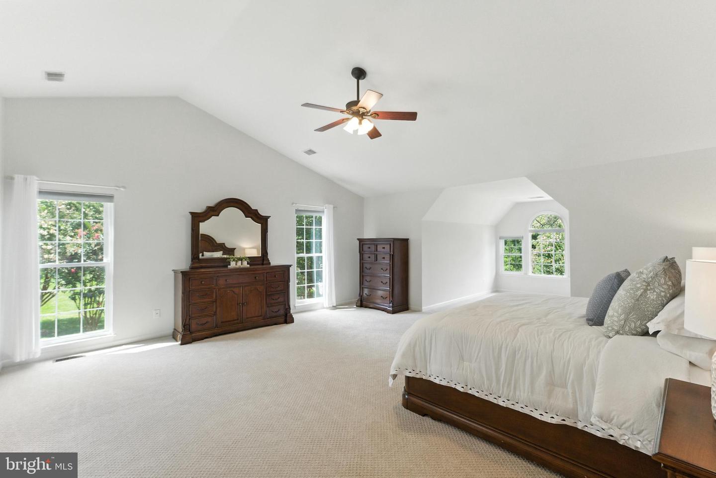 7401 CLIFTON QUARRY DR, CLIFTON, Virginia 20124, 4 Bedrooms Bedrooms, ,3 BathroomsBathrooms,Residential,For sale,7401 CLIFTON QUARRY DR,VAFX2261940 MLS # VAFX2261940
