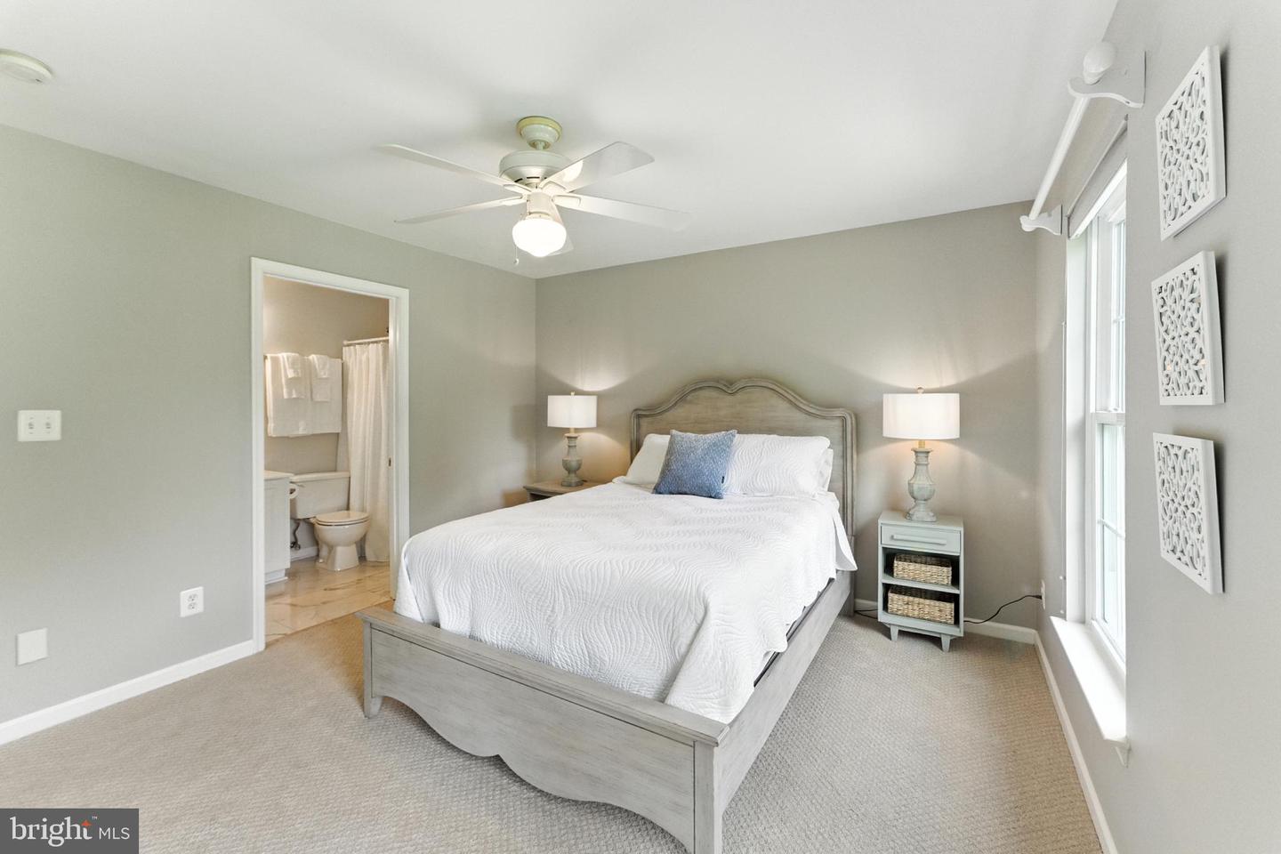 7401 CLIFTON QUARRY DR, CLIFTON, Virginia 20124, 4 Bedrooms Bedrooms, ,3 BathroomsBathrooms,Residential,For sale,7401 CLIFTON QUARRY DR,VAFX2261940 MLS # VAFX2261940