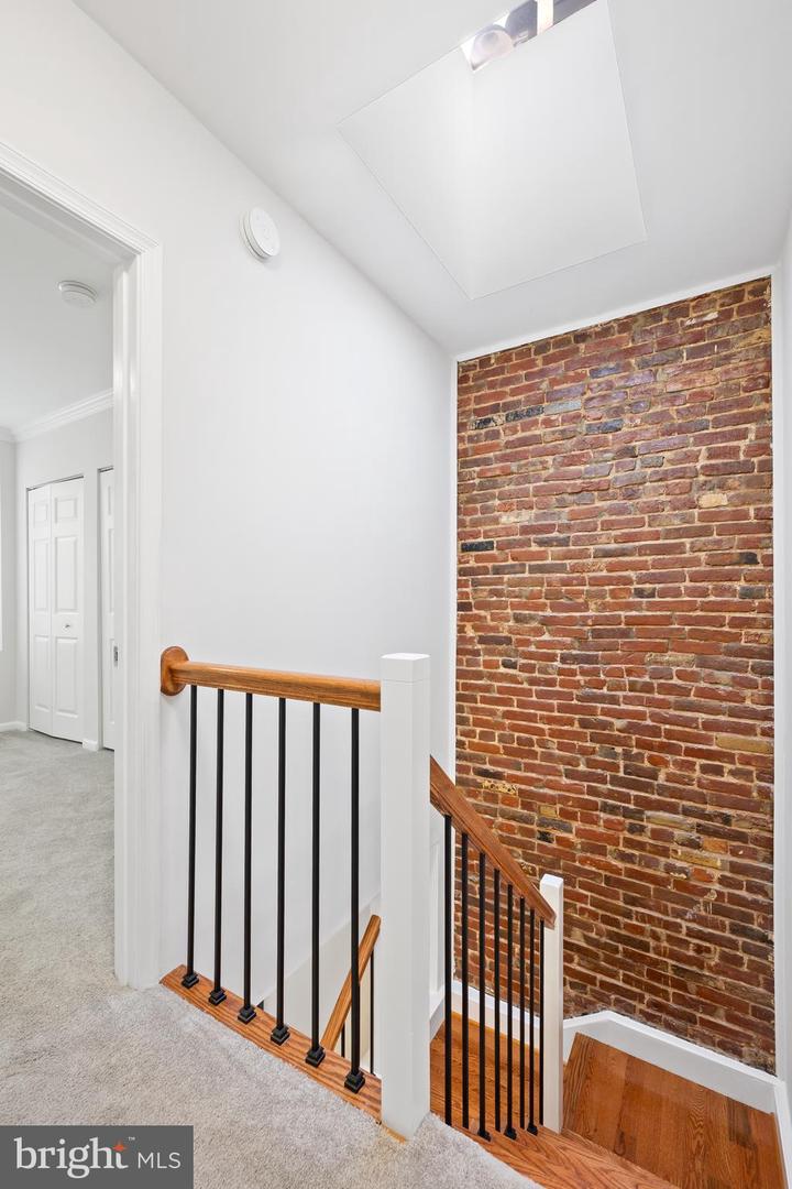 1507 C ST SE, WASHINGTON, District Of Columbia 20003, 2 Bedrooms Bedrooms, ,2 BathroomsBathrooms,Residential,For sale,1507 C ST SE,DCDC2215630 MLS # DCDC2215630