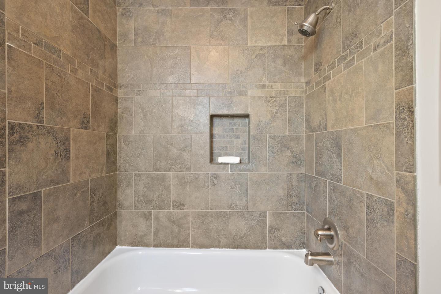 1507 C ST SE, WASHINGTON, District Of Columbia 20003, 2 Bedrooms Bedrooms, ,2 BathroomsBathrooms,Residential,For sale,1507 C ST SE,DCDC2215630 MLS # DCDC2215630