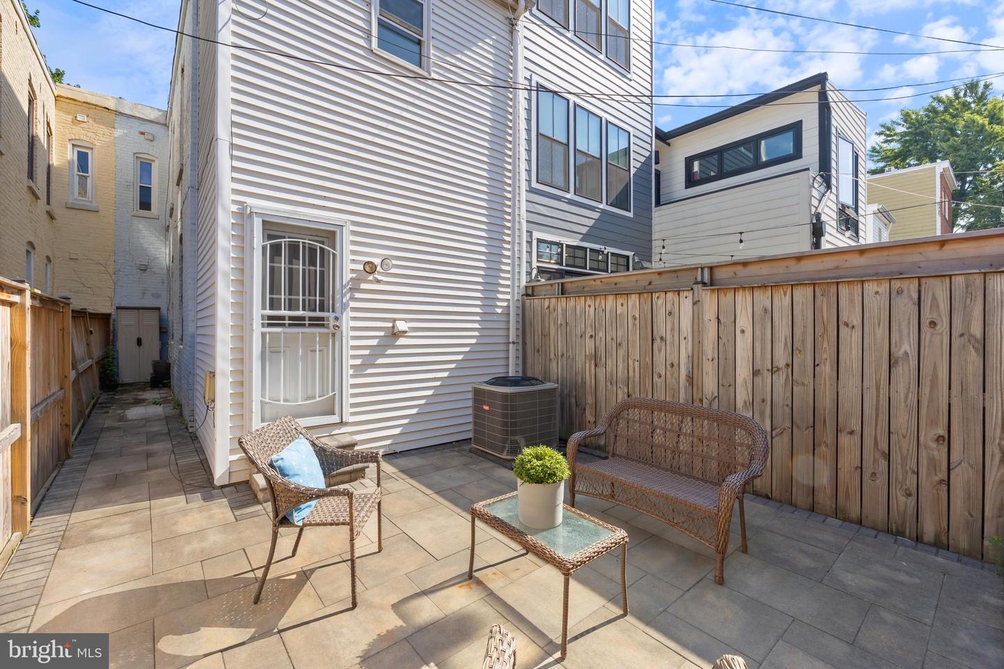 1507 C ST SE, WASHINGTON, District Of Columbia 20003, 2 Bedrooms Bedrooms, ,2 BathroomsBathrooms,Residential,For sale,1507 C ST SE,DCDC2215630 MLS # DCDC2215630