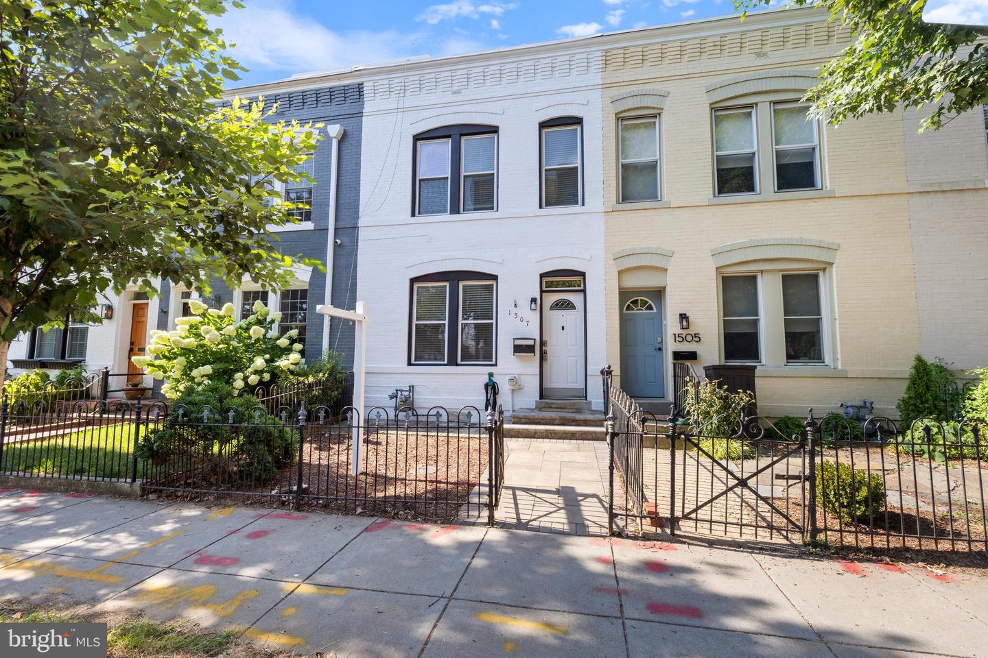 1507 C ST SE, WASHINGTON, District Of Columbia 20003, 2 Bedrooms Bedrooms, ,2 BathroomsBathrooms,Residential,For sale,1507 C ST SE,DCDC2215630 MLS # DCDC2215630