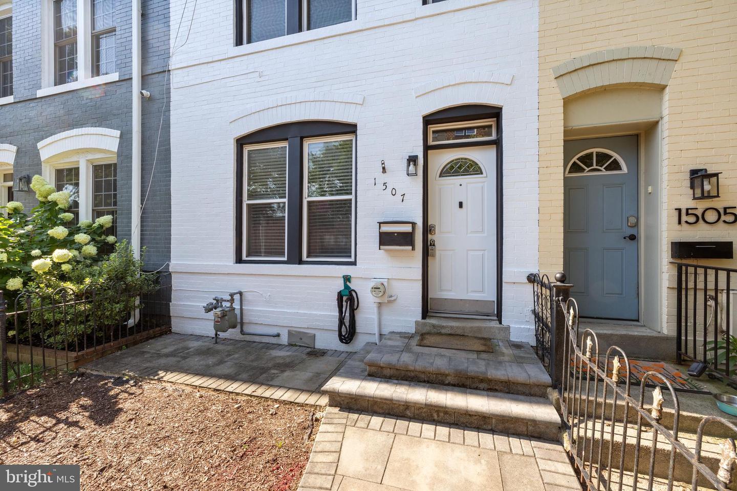 1507 C ST SE, WASHINGTON, District Of Columbia 20003, 2 Bedrooms Bedrooms, ,2 BathroomsBathrooms,Residential,For sale,1507 C ST SE,DCDC2215630 MLS # DCDC2215630