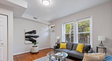 1507 C ST SE, WASHINGTON, District Of Columbia 20003, 2 Bedrooms Bedrooms, ,2 BathroomsBathrooms,Residential,For sale,1507 C ST SE,DCDC2215630 MLS # DCDC2215630