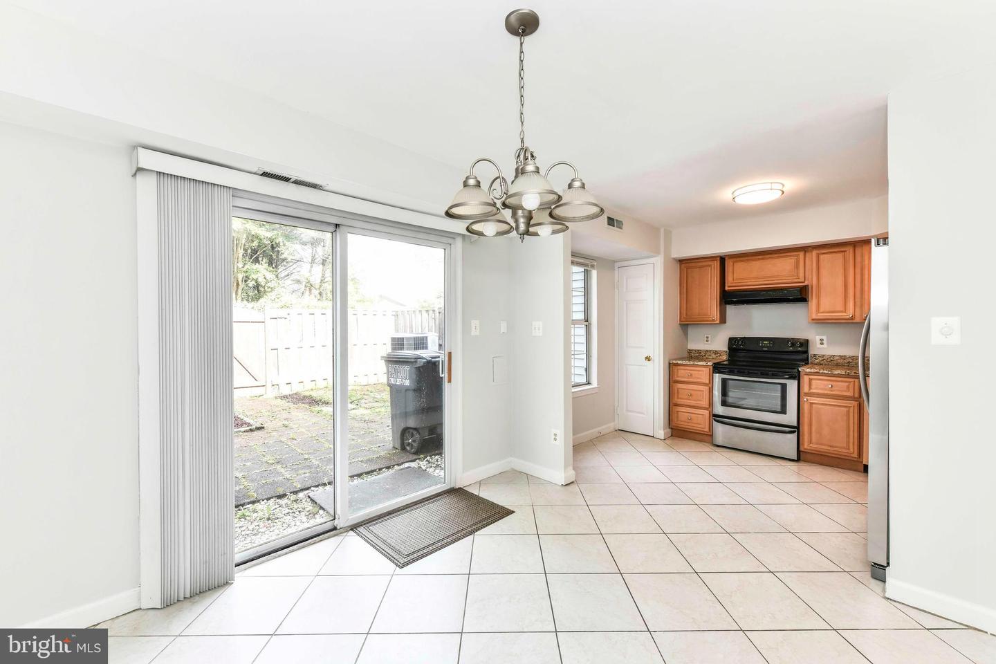 6104 ROCKY WAY CT, CENTREVILLE, Virginia 20120, 3 Bedrooms Bedrooms, ,1 BathroomBathrooms,Residential,For sale,6104 ROCKY WAY CT,VAFX2261998 MLS # VAFX2261998