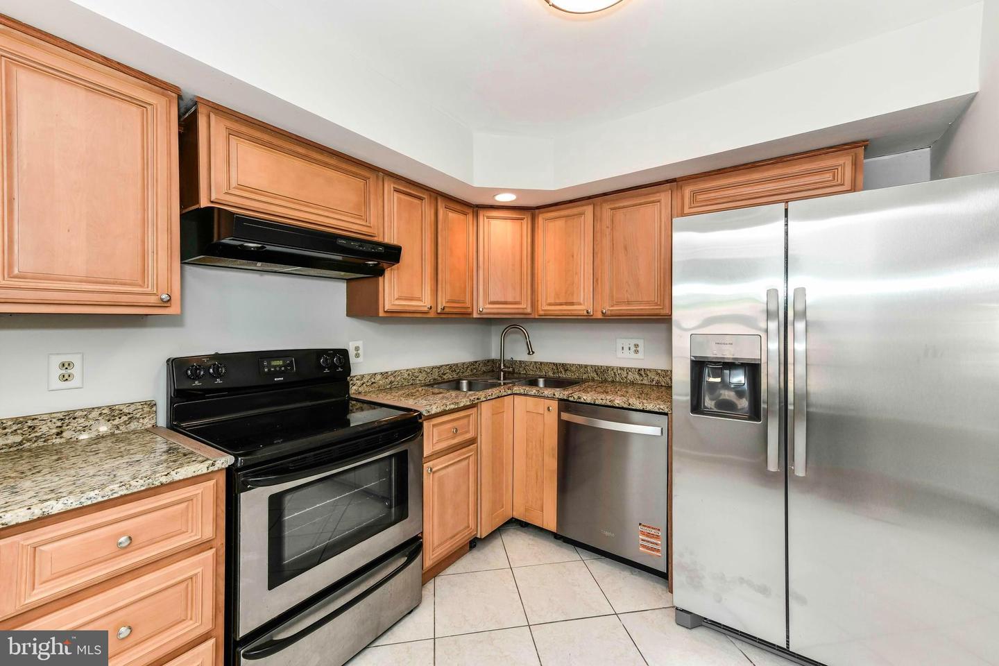 6104 ROCKY WAY CT, CENTREVILLE, Virginia 20120, 3 Bedrooms Bedrooms, ,1 BathroomBathrooms,Residential,For sale,6104 ROCKY WAY CT,VAFX2261998 MLS # VAFX2261998