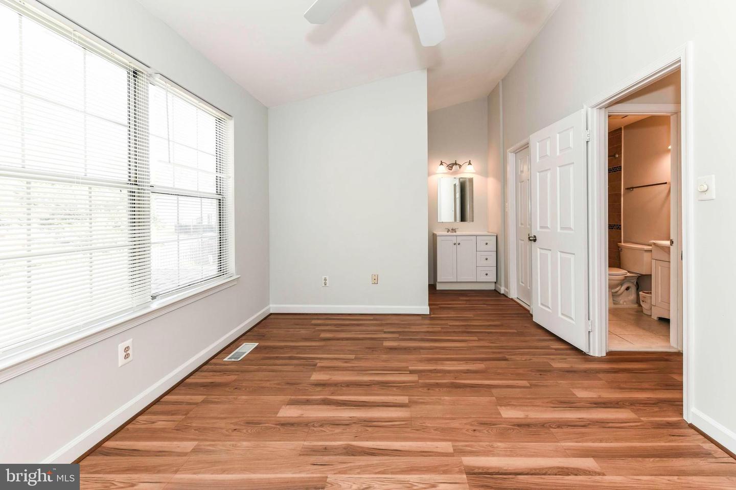 6104 ROCKY WAY CT, CENTREVILLE, Virginia 20120, 3 Bedrooms Bedrooms, ,1 BathroomBathrooms,Residential,For sale,6104 ROCKY WAY CT,VAFX2261998 MLS # VAFX2261998